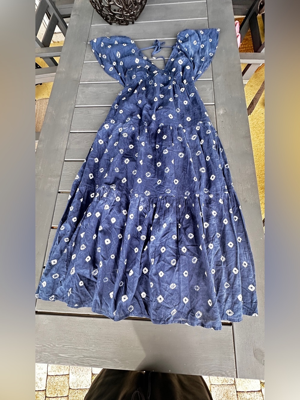 Madewell Devyn Dress featuring short flutter sleeves size 0